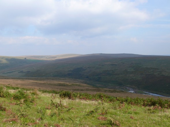 The end of Avon Reservoir we headed down to the left of this photo