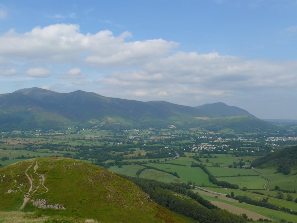 Keswick with Skidaw up on the left and Blencathra in the distance right