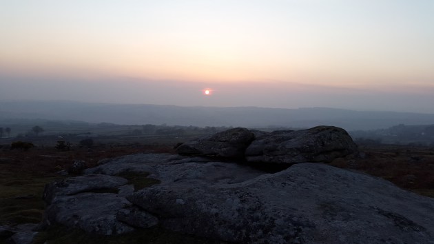 Seeting sun on Hawks Tor