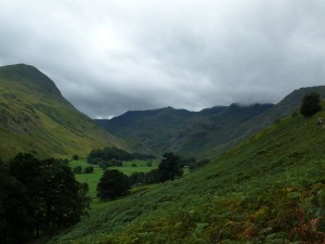 Views along Grisedale to Dollywaggon Pike from the path to the Hole in the Wall