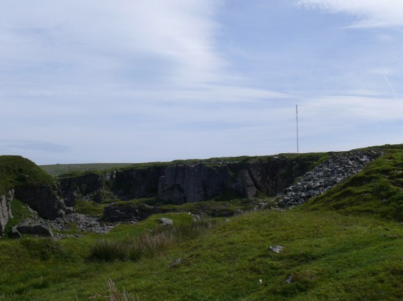 Foggintor Quarry with the mast behind