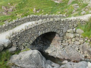 Back at Stockley Bridge and a much needed head dunk to cool off!!