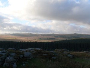 Views across to Higher White Tor on the right. With the prominant Longaford Tor centre right.