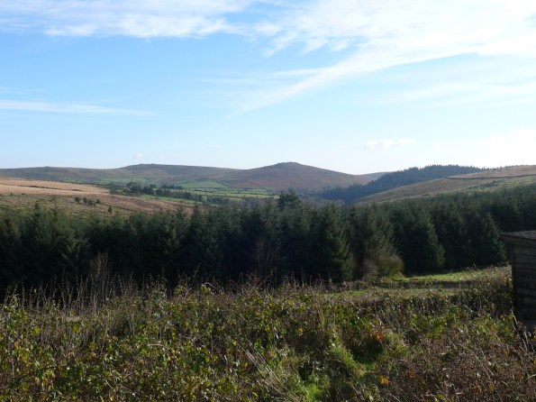 The views open up as we approach Laughter Hole Farm