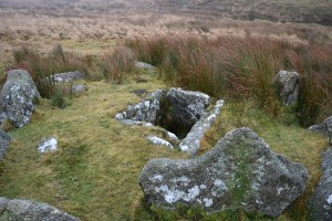 grims-grave-2